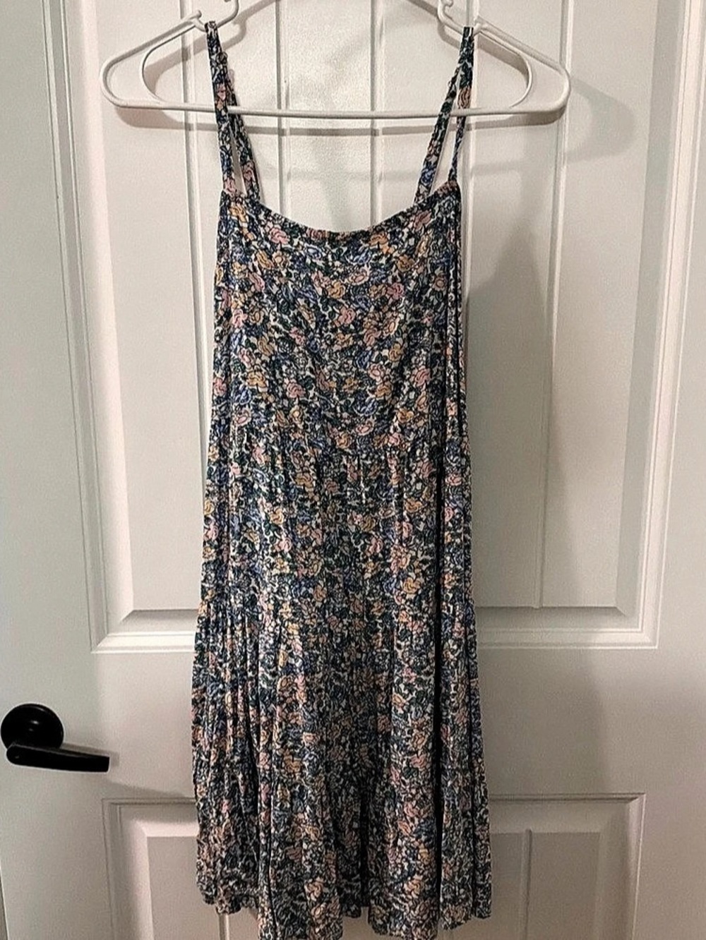 Old Navy Floral Tiered Cami Dress Floral Midi Dress in Blue & Pink Size Medium